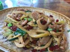 高山笋炒肉-下梅人家土菜馆(历史文化餐厅度假区店)