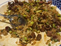 -旺角小渔村·海肠捞饭开创者(环山路店)