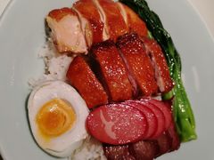 -新大咀港式茶餐厅(宝山万达店)