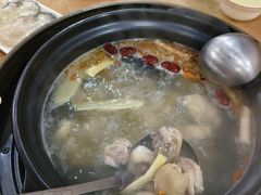 -濠轩阁特色生蚝火锅(水湾路店)