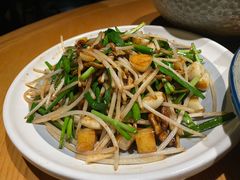 银芽炒鳝丝-荣小馆(杭州大厦店)