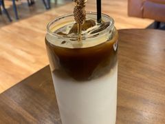 -ZING COFFEE 镜咖啡