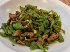 -阿瓦山寨·湘菜现炒·剁椒鱼头王(咸阳总店)
