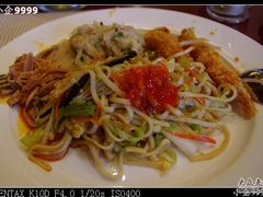 炒面和部分热菜-牡丹国际大酒店-港式茶餐厅