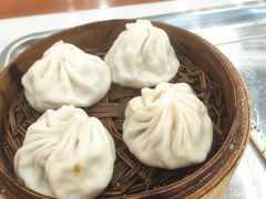 -老西白点心店