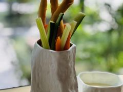 笔筒色拉-穹六人间 people 6(岳阳路店)