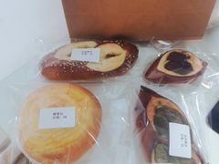 -雀食面包店(钟楼店)