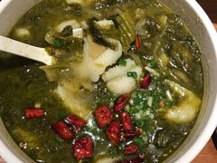 -渝是乎酸菜鱼(龙旗购物中心店)