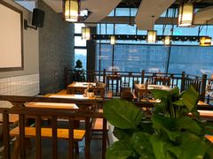 大堂-莽子老火锅(大坪店)
