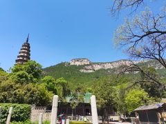 -灵岩山风景区