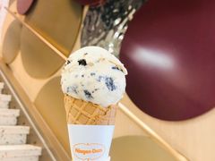 曲奇香奶华夫筒单球-哈根达斯(天河城店)