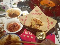 -贤合庄卤味火锅(安吉万达店)