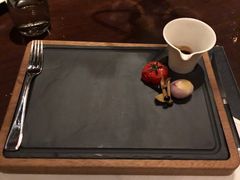 -恰餐厅及酒吧 CHAR Bar & Grill (北京丽都皇冠假日店)