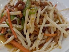 -丹水桥地锅鱼·翘嘴鲌·地方特色全鱼宴(丹江口大坝店)