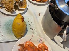 -领鲜活海鲜榴莲自助火锅(东门店)