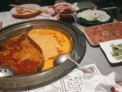 -生活如沸·顺德水牛奶火锅(大学路店)