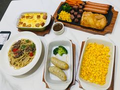 -菲利斯·西餐厅(万民城店)