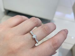 -王府井百货(中州中路店)