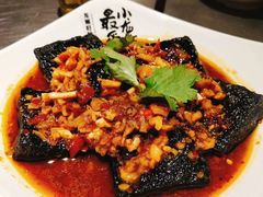-龙巢盱眙龙虾·牛蛙·烧烤宵夜(八卦岭店)