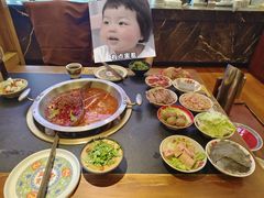 -沸炉重庆老火锅(军事博物馆店)