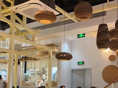 -关东小磨东北菜(上海长风大悦城店)