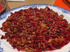 -渝信川菜 · 川味家常菜(财富购物中心店)