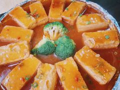 -东方之猪四更烤乳猪(金垦总店)