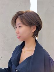 -变画·发型STUDIO