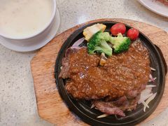 铁板牛仔骨-明记港式烧腊茶餐厅(下沙店)
