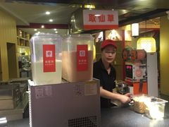 -八婆婆烧仙草(中山路店)