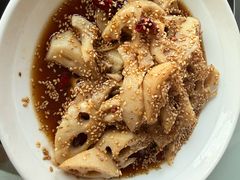 -雪湖煜辰鱼头老店(雪野湖店)