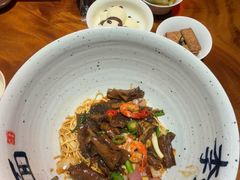 -李犟大爆鳝面·手工蟹黄包(湖滨西湖店)