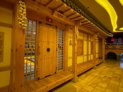 -恒坤北纬42度温泉洗浴(公园路店)