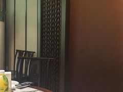 -梅花香里大酒店(郁金香路店)