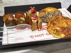 -HOT CRUSH趁热集合·现烤面包(环球港店)