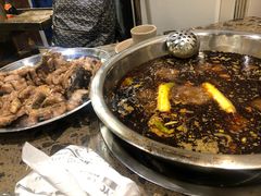 -肖肖酸萝卜鱼火锅(总店)