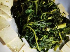 -华龙特色大骨鸡农家菜馆