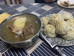 -敖特尔布里亚特美食坊(世纪花苑店)