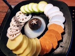 -三国惹火烤肉·中日韩烤肉集合店(百草路店)