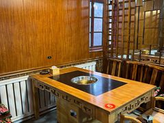 -果松木炭酸菜铜火锅·外婆参鸡汤