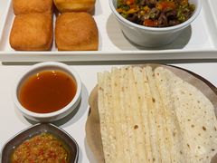 -清真·卡德尔大叔新疆主题餐厅(龙汇路店)