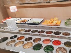-海底捞火锅(新松江路生日主题店)