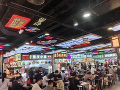 -八一好吃街·高品美食广场