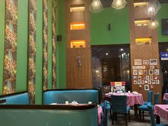 -香巴拉云南餐厅(华莱坞店)