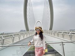 -南京眼步行桥