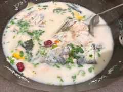 原味原汁锅-鲜潭蒸汽石锅鱼(五道口购物中心店)