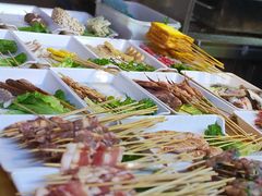 -山野的朋友露营炭火烤肉