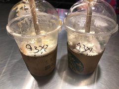 -星巴克(港汇1号办公楼店)
