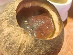 椰子乌骨鸡汤-春梅里卤鹅馆·47年老字号(中山路店)