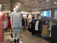 -H&M(鹏欣水游城店)